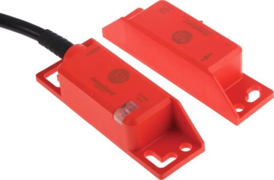 440N-S32024 Gaurdmaster 440N Non Contact Switch