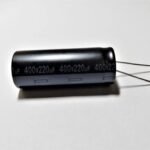 Capacitor 400V 220 UF Kxj