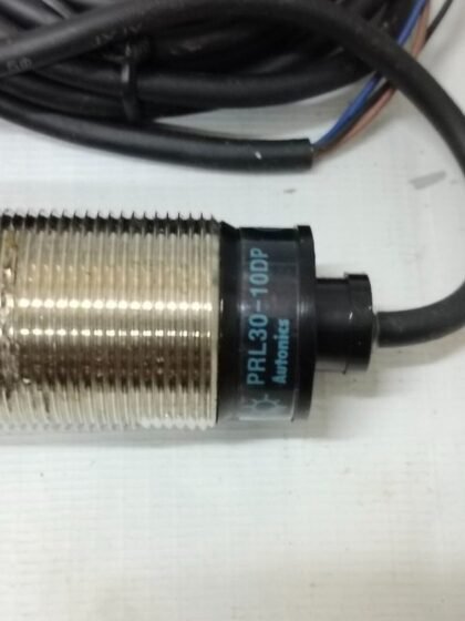 PRL30-1DP Proximity Sensor